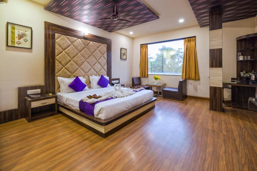 Sheetal International Hotel Raipur  Ngoại thất bức ảnh