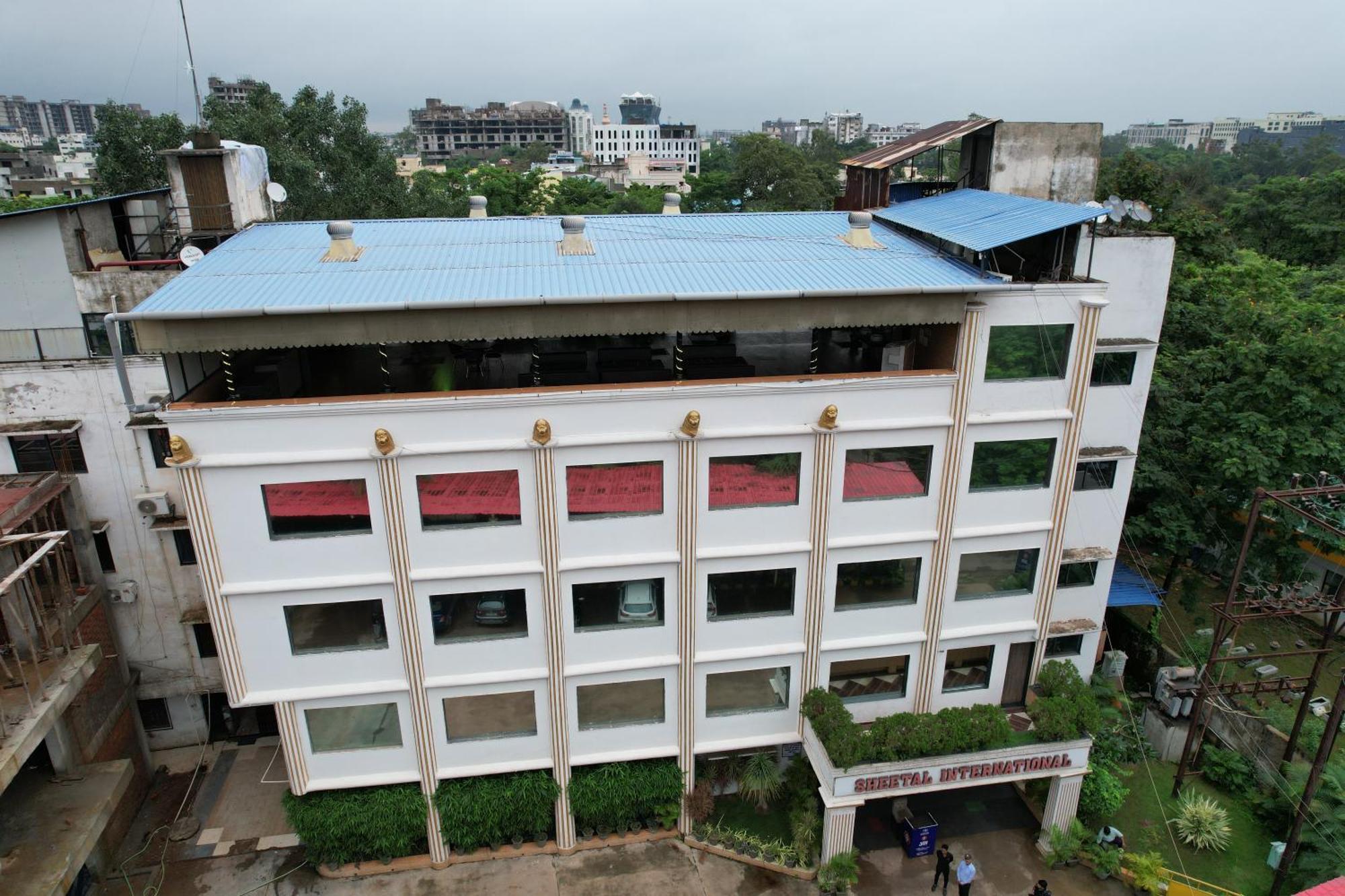 Sheetal International Hotel Raipur  Ngoại thất bức ảnh