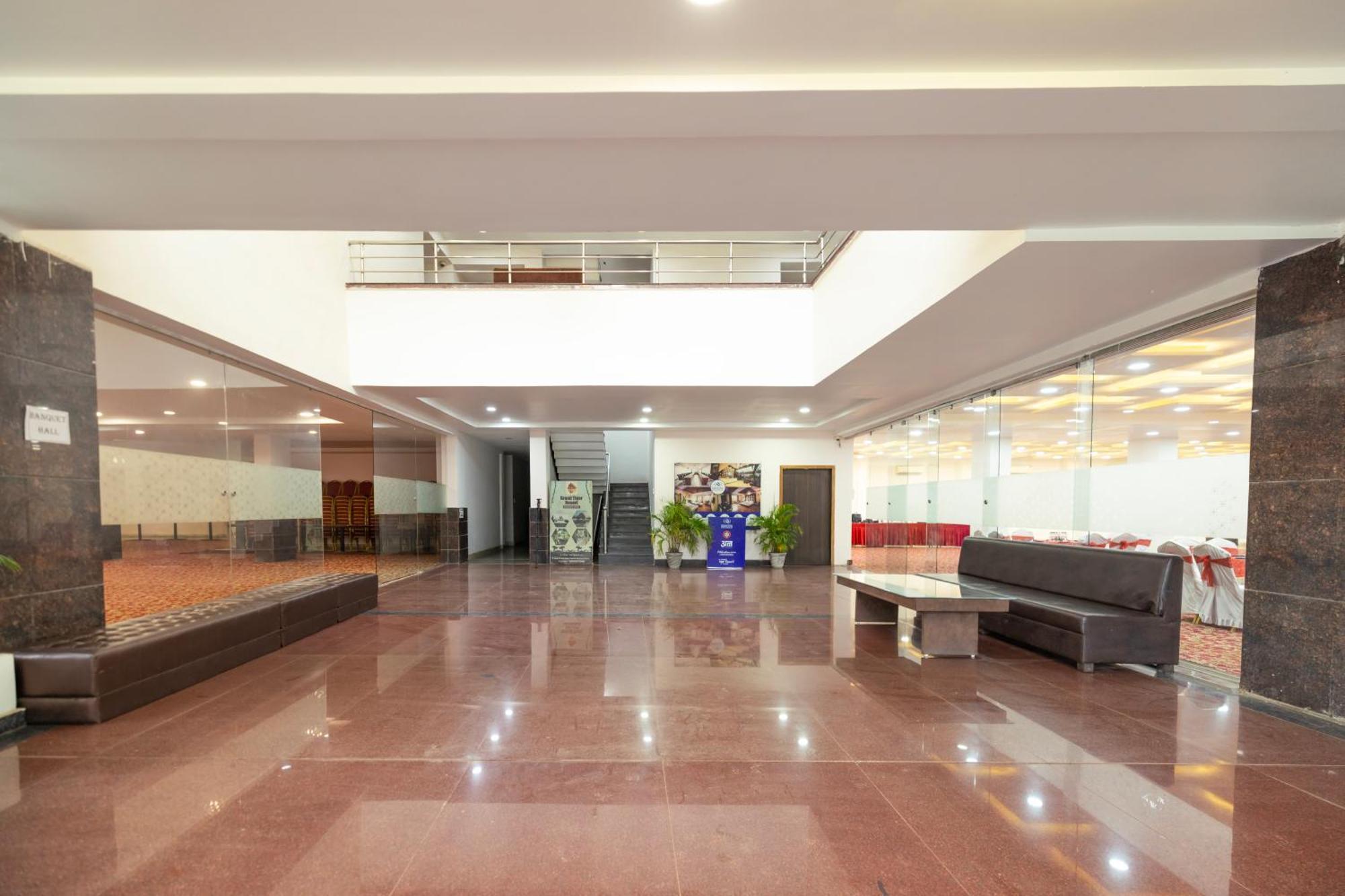 Sheetal International Hotel Raipur  Ngoại thất bức ảnh