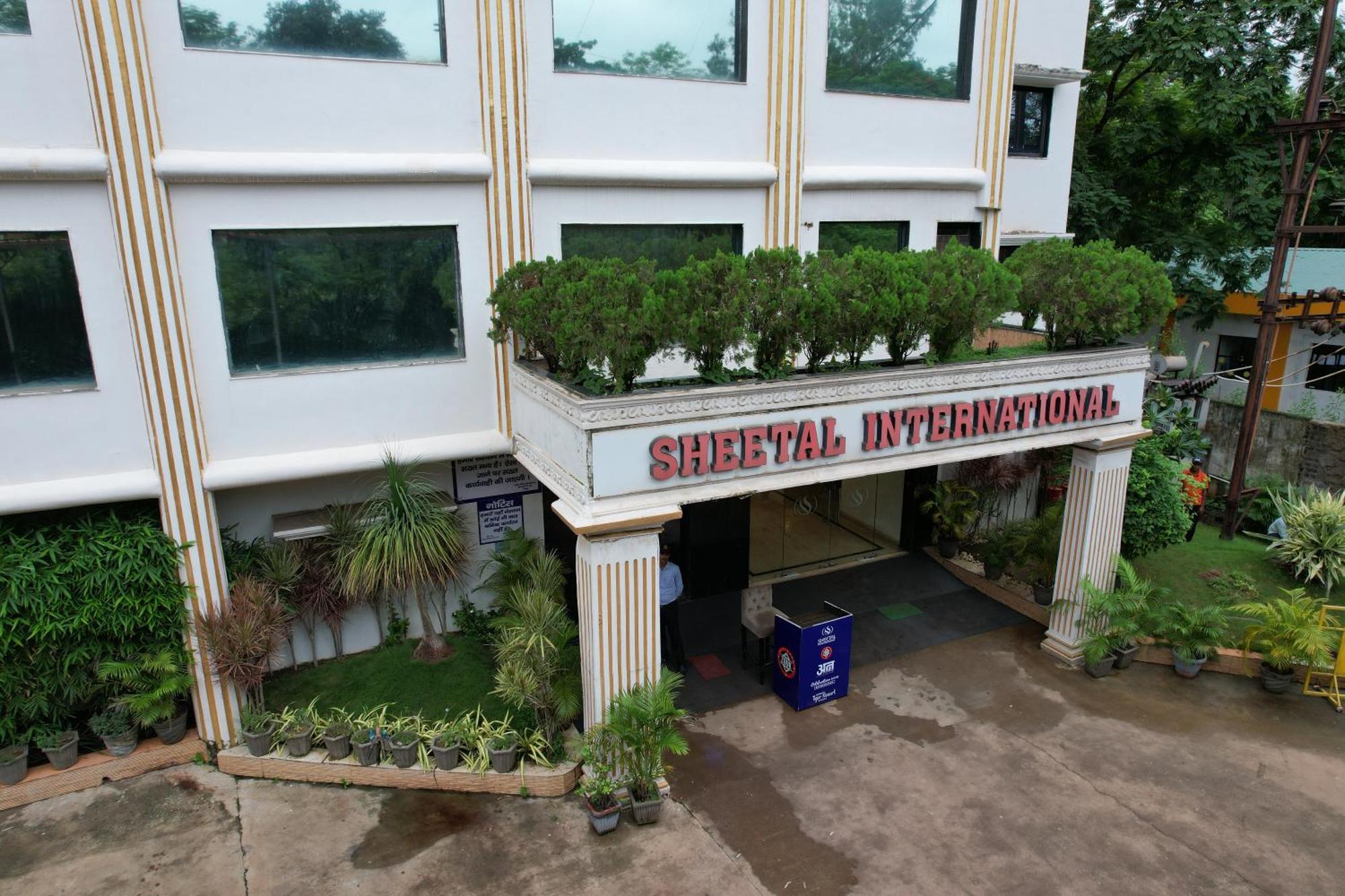 Sheetal International Hotel Raipur  Ngoại thất bức ảnh