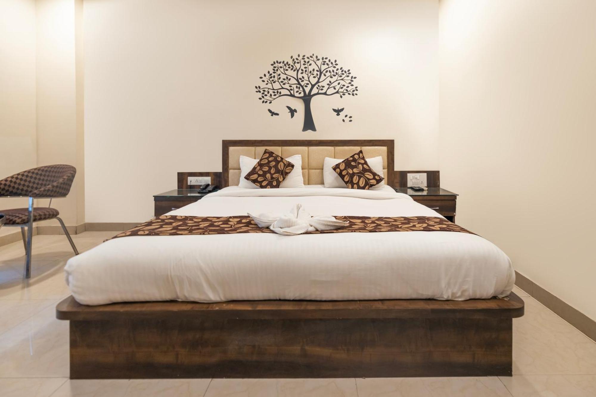 Sheetal International Hotel Raipur  Ngoại thất bức ảnh