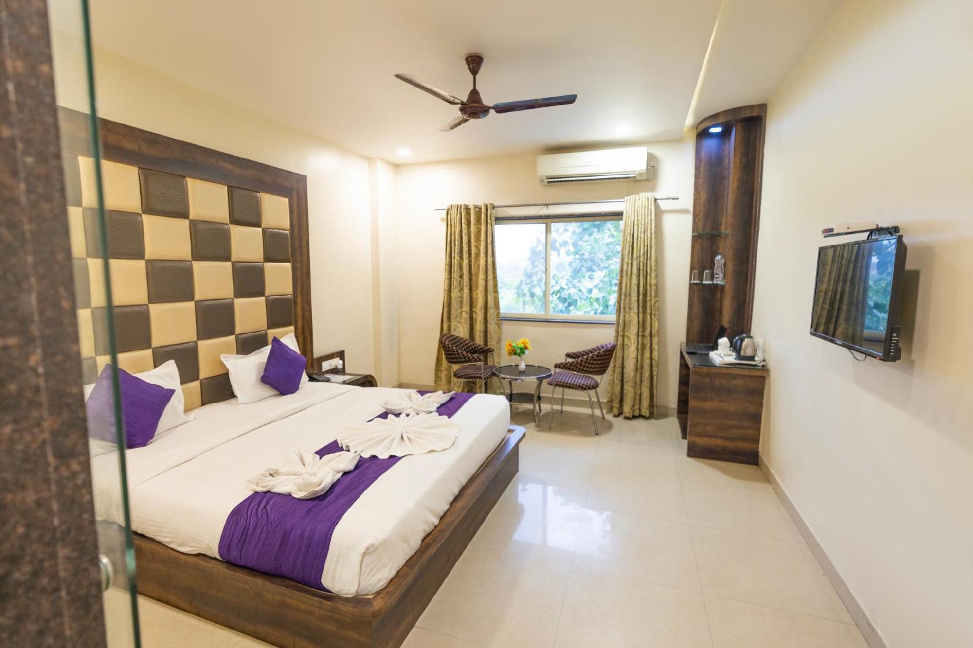 Sheetal International Hotel Raipur  Ngoại thất bức ảnh