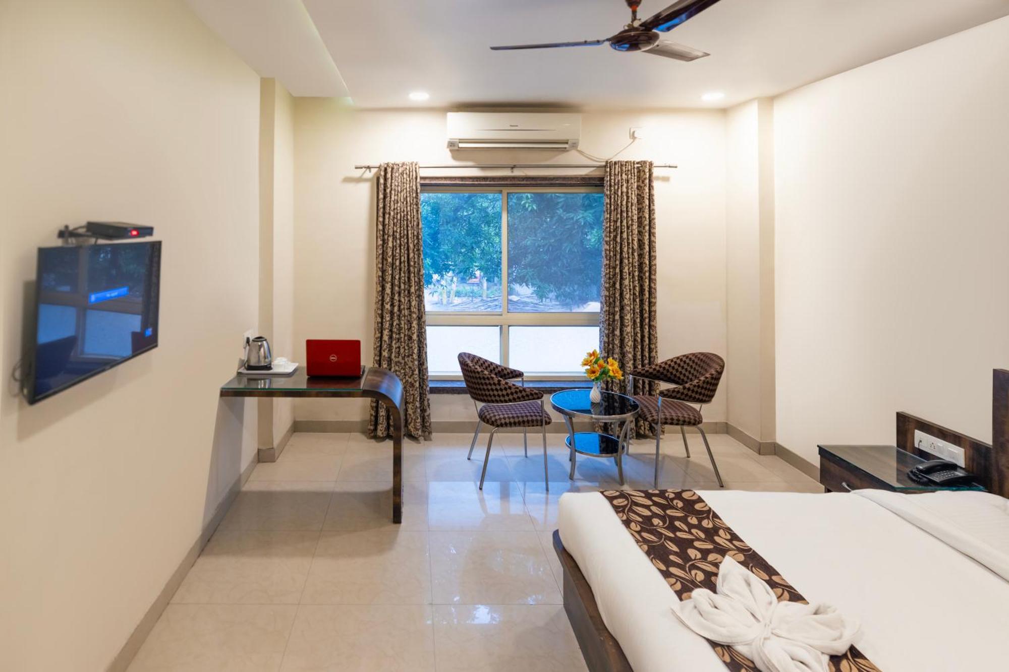 Sheetal International Hotel Raipur  Ngoại thất bức ảnh